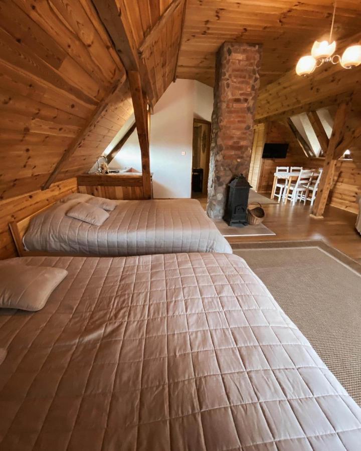 Oaza Pod Strzecha Klimatyczny Dom Z 3 Sypialniami Na Wylacznosc Z Kominkiem I Duzym Ogrodem Ustronie Morskie Exterior photo